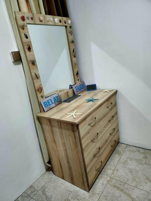 Kot Nu - Beach Themed Apartment - 3 Mins Walk From The Sea Flic-en-Flacq Екстериор снимка