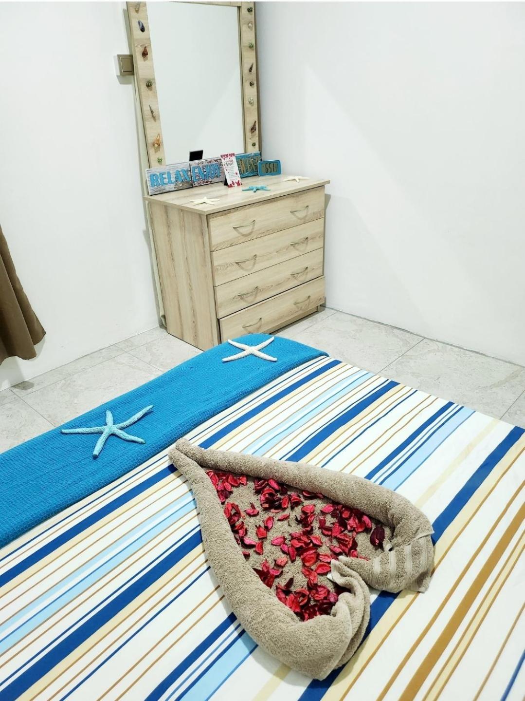 Kot Nu - Beach Themed Apartment - 3 Mins Walk From The Sea Flic-en-Flacq Екстериор снимка